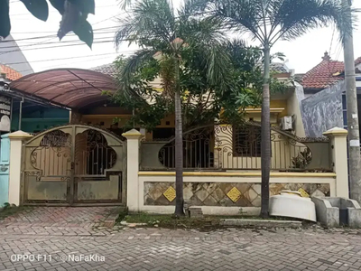Rumah Luas 166 di Sakura Ketintang dekat POLDA Jambangan Gayungsari