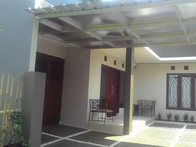 Rumah LUX baru di Setiabudi dekat Kampus UPI.