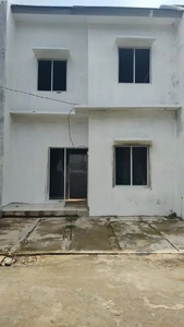 Rumah mewah 2 lantai angsuran 2,7