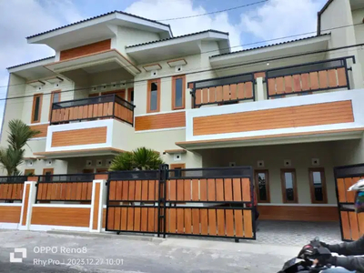 RUMAH MEWAH PINGGIR JALAN VIEW SAWAH COCOK UNTUK HUNIAN & INVESTASI