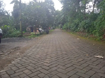 Tanah Gunungpati Semarang 5 Menit Unnes 200 Mtr Jln Raya Lingkungan OK