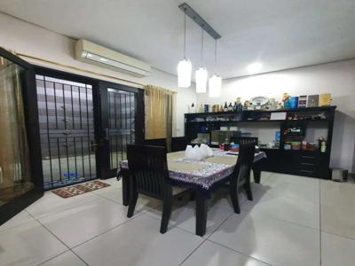 Rumah 2 lantai bagus di Puri Bintaro siap huni (4067)