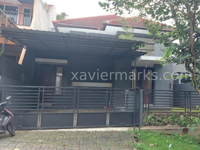 DIJUAL CEPAT RUMAH 1 ½ LANTAI CANTIK & BAGUS HARGA SANGAT TERJANGKAU