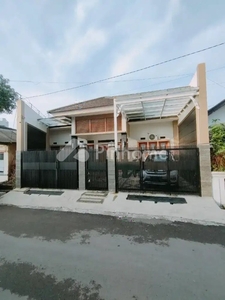 Disewakan Rumah Full Furnish Dekat Gedung Sate di Jalan Jakarta Antapani Rp85 Juta/tahun | Pinhome