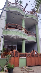 Disewakan Rumah Nyaman 3 Lantai Bekasi Selatan di Rajawali 1 Rp60 Juta/tahun | Pinhome
