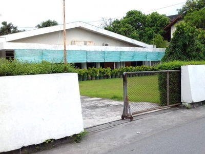 Rumah & Kost di atas lahan yg sangat luas di dalam kota Yogyakarta