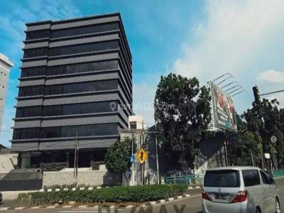 Gedung Perkantoran Baru 8 Lantai Luas 4000, SHM di Ciputat