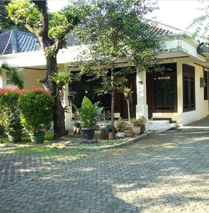Disewakan Rumah Pertanian Lebak Bulus Jakarta Selatan
