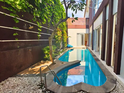 For Rent 3 Bedroom Villa in Sanur Walking Distance to the Beach