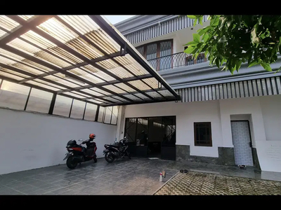Rumah Sewa Luas Jl. Cirebon, Menteng, Jakarta Pusat