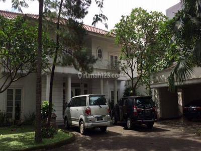 Excellent House In A Compound With Nice 5 Bedrooms At Lebak Bulus Area