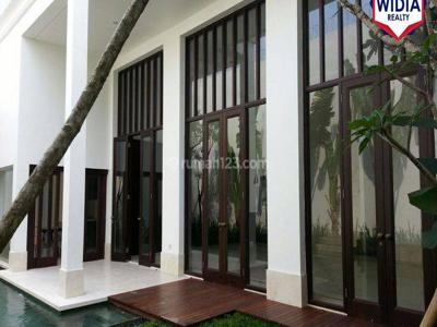 Rumah 2 Lantai Tropical Private Pool di Pejaten Jakarta Selatan