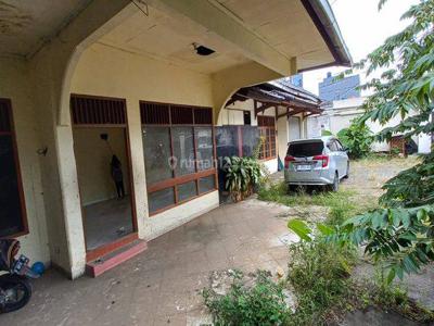 Rumah Cocok Untuk Kantor, Pinggir Jalan Raya Tanjung Barat. Minimal 2 Tahun Sekaligus Ya