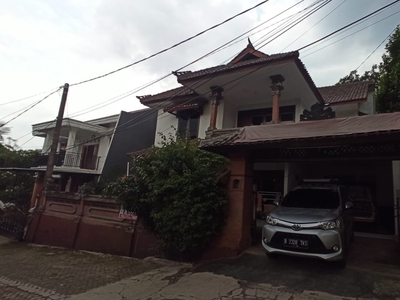 Dijual dijual rumah di dalam komplek pondok kuwera