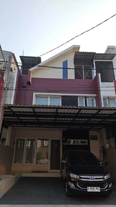 DiJual Murah Rumah 2 Lantai Di Dalam Komplek Perumahan Kelapa Gading