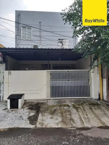 Dijual Rumah 2,5 lantai di Ngagel Wasana Gubeng Surabaya