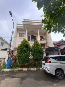 Dijual Rumah Asri Nyaman di Perumahan Pura Melati, Pondok Gede, Bekasi