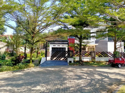 Dijual Rumah cantik Hoek di Bogor Nirwana Residence