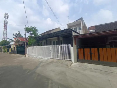 Dijual Rumah di Galaxi LUAS Terawat,Strategis Siap Huni