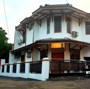 Dijual Rumah di Perumahan Beşar Jatiwaringin Asri Pondok Gede. Bekasi.