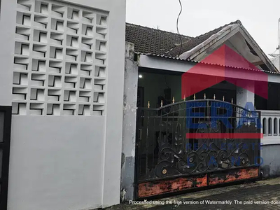 Dijual Rumah Semi Furnish di Jalan Terusan Danau Kerinci Malang