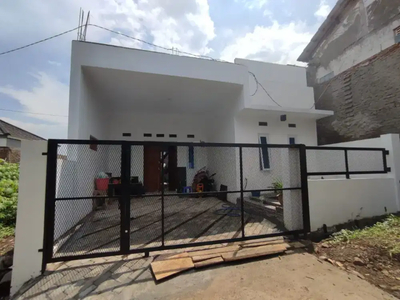 Dijual Rumah Siap Huni Di komplek Cilenyi Bandung