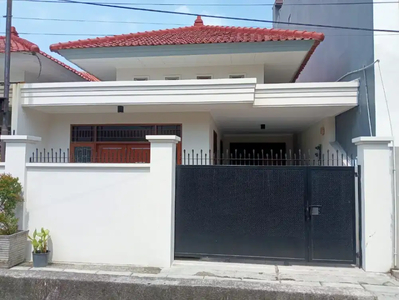 DIJUAL RUMAH STRATEGIS BARU RENOVASI