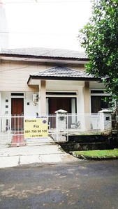 Disewa Disewakan Rumah Mewah dalam Cluster Bintaro Jaya Sektor 9