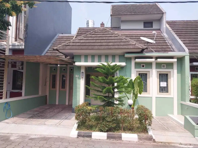 Rumah dalam perumahan di tegalrejo