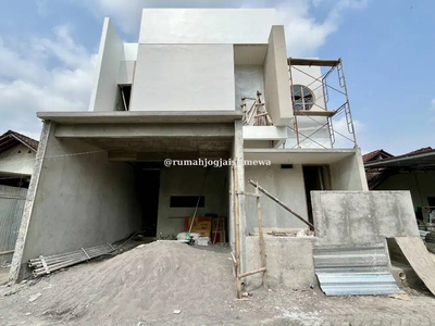 Rumah Mewah Baru di Wedomartani Utara Jogja Bay Maguwoharjo