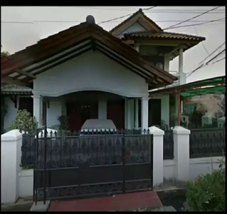 Rumah Tingkat 2 di Hook DIJUAL..Masih bisa negooo