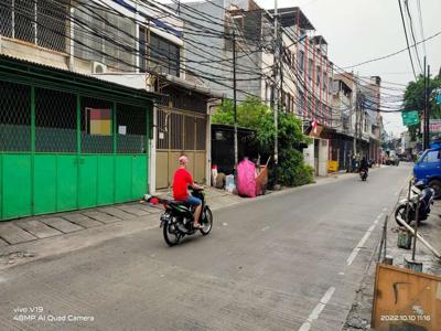 Dijual Cepat Ruko di Jl. Jelambar Utama Raya, Jakarta Barat.