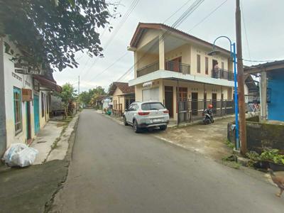 Cari Rumah Dekat UMY Jogja, Tamantirto, Rumah 2 Lantai