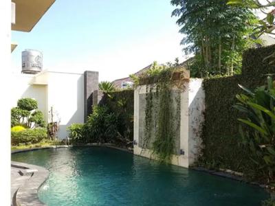 di jual rumah style villa lokasi di pering dkt saba