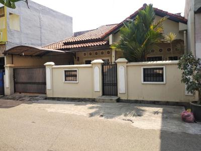 Dijual Rumah Bagus Di Caman Terawat selangkah ke Tol Becakayu