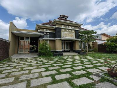 Rumah 2 Lantai Bagus Luas di Maguwo Dalam Ringroad, Yogyakarta