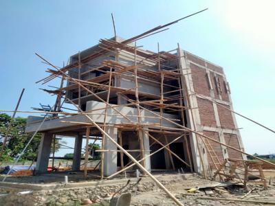 Rumah 3 Lt Harga 1.4 M di Tanjung Bunga