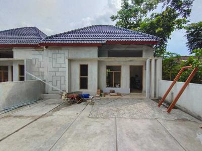 Rumah Baru Proses Finishing SHM di Timur Pamela 7 Purwomartani