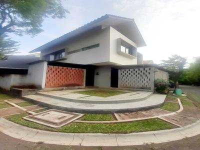 Rumah cantik siap huni di ciputat