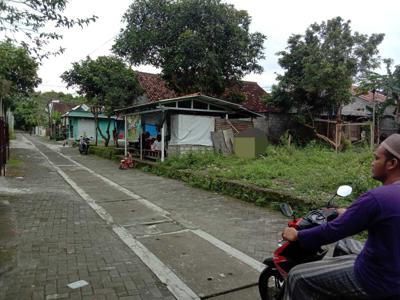 Tanah Ideal SHM Pekarangan di Dekat Stadiun Maguwo, Yogyakarta