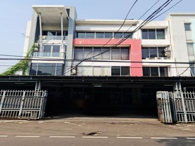 Ruko Siap Pakai 4 Lantai Luas 14x24,3 diSetiabudi Jakarta Selatan