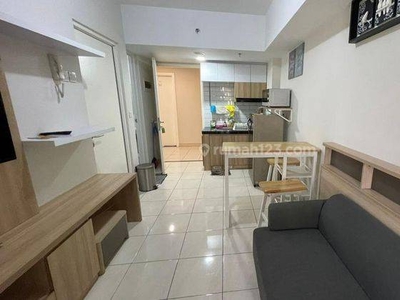 Apartement The Springlake, Summarecon Bekasi 2 BR Furnished