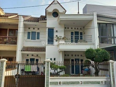 Disewa Rumah Sunter Tsa Uku 8x20 Ada 3 Kt 2 Km Rapi Semi Furnished Hdp Utara