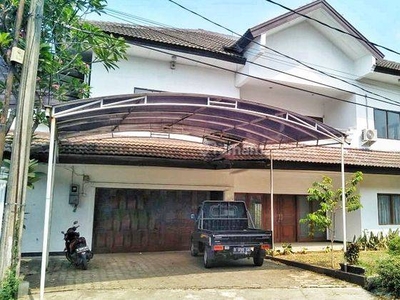 Disewakan Rumah Dalam Komplek di Kemang Ampera Jakarta Selatan