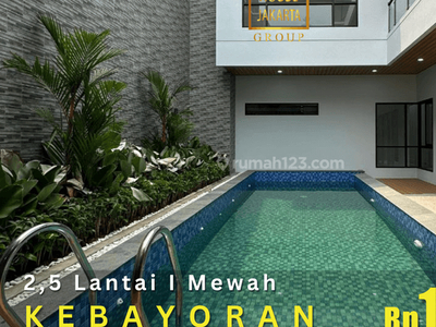 Modern House Design Kebayoran Baru 2,5 Lantai, Taman Pool