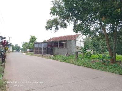 TANAH DARAT ZONA INDUSTRI PINGGIR JLN RAYA LT 3000 M²