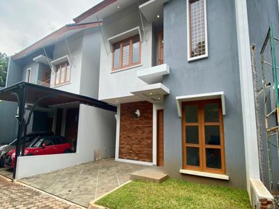 Dijual Townhouse Tropical Minimalist Lokasi Strategis Area Jagaka