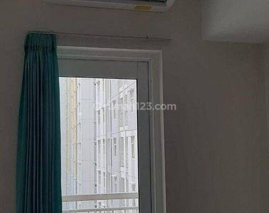 Apartemen Springlake studio furnish di Summarecon Bekasi