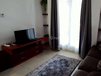 Dijual Apartement Cosmo Park 2 BR Furnished Bagus