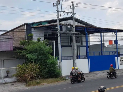 Disewa gudang siap pakai lokasi strategis Adisucipto luas 2900m2